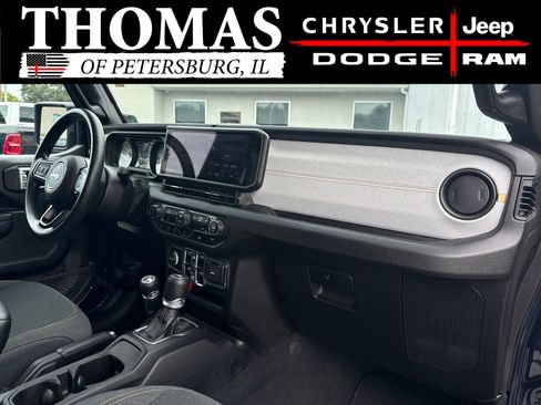 Used 2025 Jeep Wrangler Unlimited Sport AWD/4WD image 23