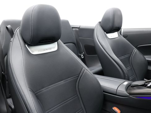 Used 2023 Mercedes-Benz SL 43 AMG w/ Driver Assistance Package image 69