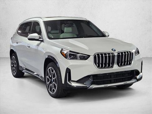 Used 2026 BMW X1 xDrive28i w/ Convenience Package image 3