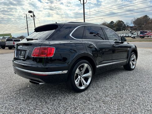 Used 2018 Bentley Bentayga Mulliner image 6