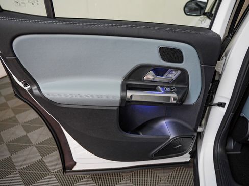 New 2026 Mercedes-Benz GLB 35 AMG AMG 35 4MATIC image 24