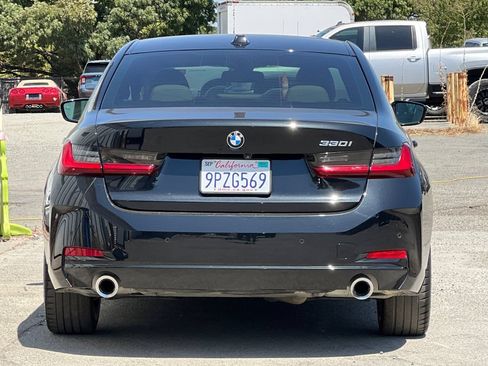 Used 2023 BMW 330i Sedan w/ Premium Package RWD image 5