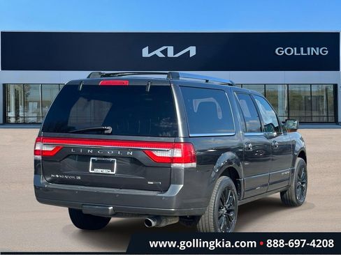 Used 2015 Lincoln Navigator L 4WD image 3