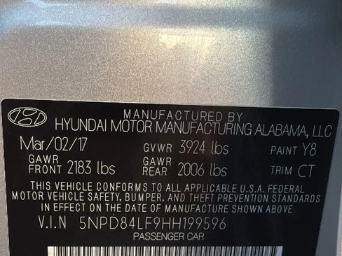 Used 2017 Hyundai Elantra Value Edition image 31