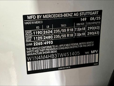 New 2026 Mercedes-Benz GLB 250 4MATIC image 13