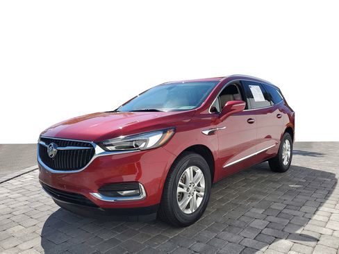 Used 2020 Buick Enclave Essence w/ Sound and Sites Package image 3