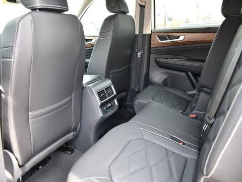 New 2026 Volkswagen Atlas SE AWD/4WD image 16