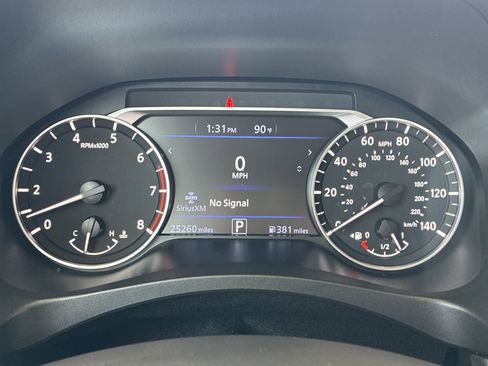 Used 2025 Nissan Altima 2.5 SV FWD image 18