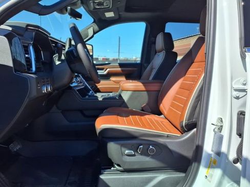 New 2025 GMC Sierra 2500 Denali Ultimate w/ Max Trailering Package image 7