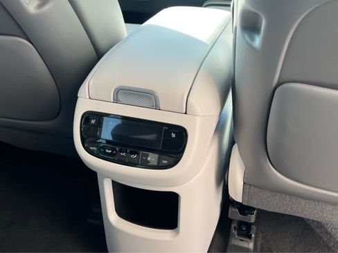 New 2026 Hyundai Ioniq 9 SEL AWD/4WD image 24