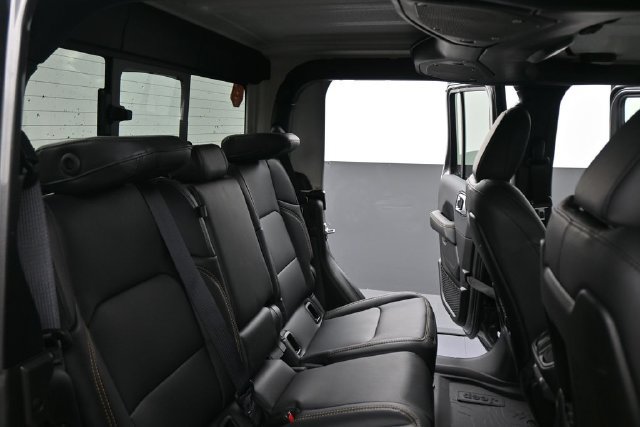 New 2026 Jeep Gladiator Sport AWD/4WD image 23