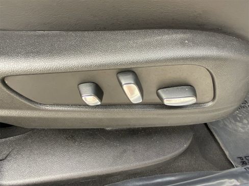 Certified 2025 Cadillac XT5 Premium Luxury image 12