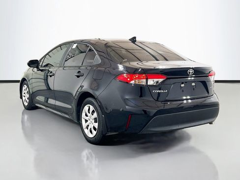 Used 2025 Toyota Corolla LE FWD image 6