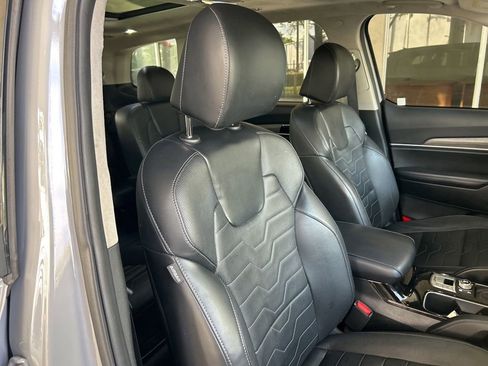 Used 2022 Kia Telluride SX w/ SX Prestige Package image 20