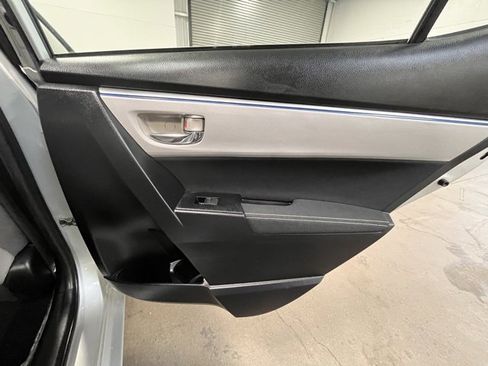 Used 2015 Toyota Corolla L image 13