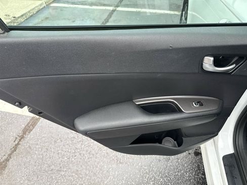 Used 2016 Kia Optima LX FWD image 21