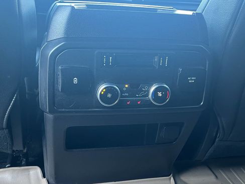 Used 2018 Ford Expedition Limited w/ Equipment Group 301A image 42