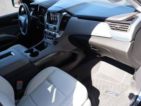 Used 2019 Chevrolet Tahoe LT w/ Off-Road Package AWD/4WD image 26