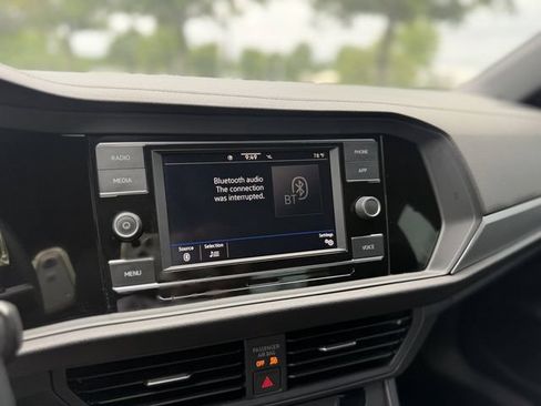 Used 2023 Volkswagen Jetta Sport FWD image 18