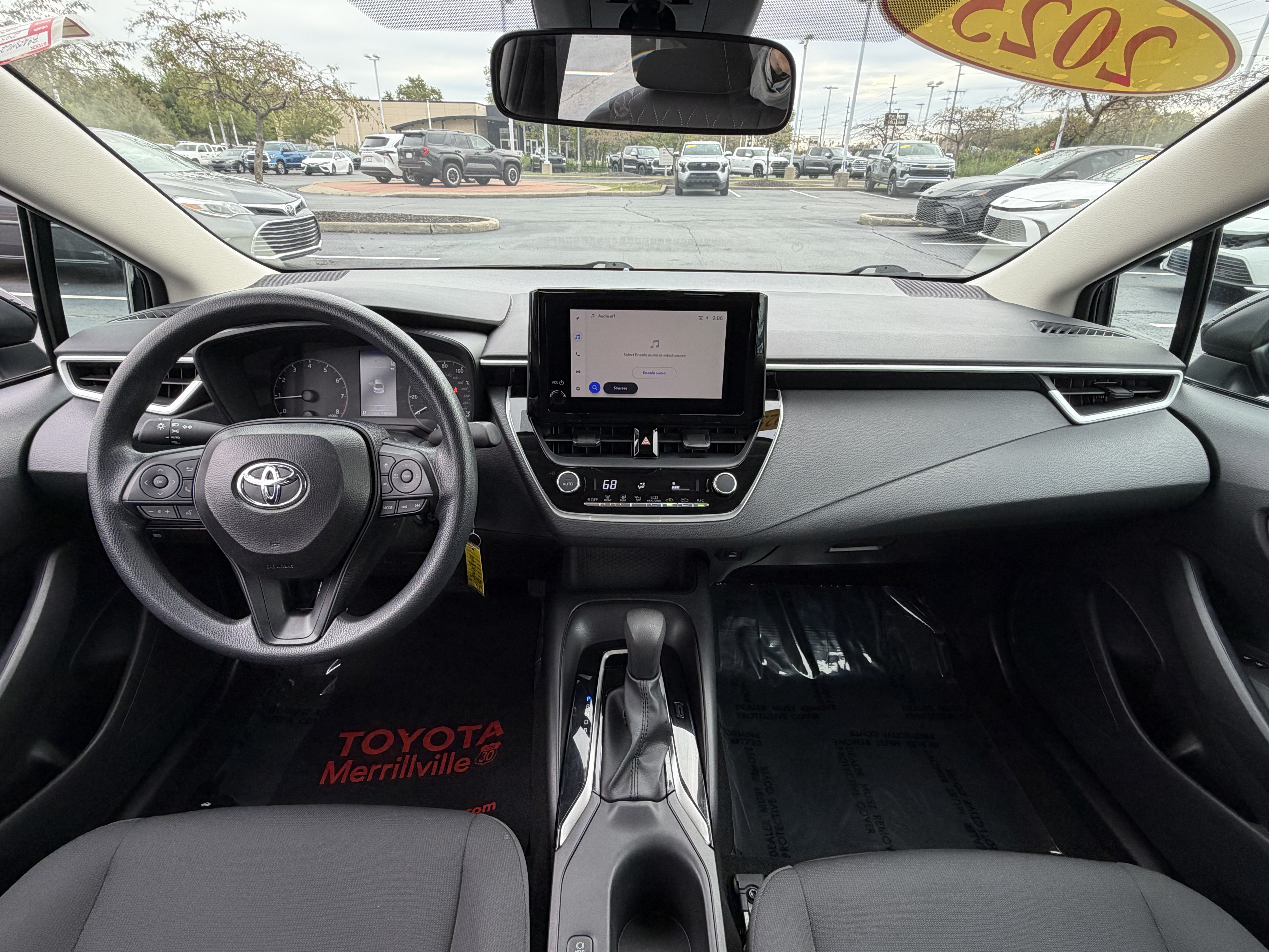 Certified 2025 Toyota Corolla LE FWD image 14