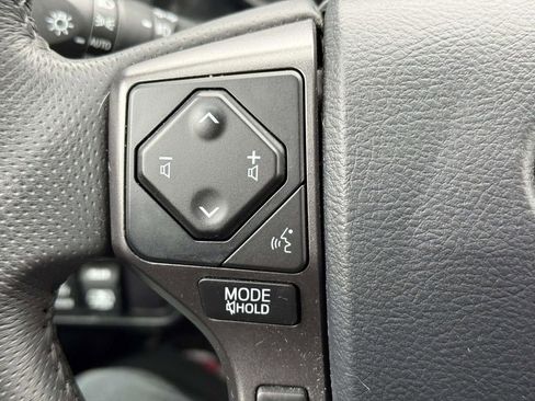 Used 2017 Toyota Tacoma TRD Pro image 20