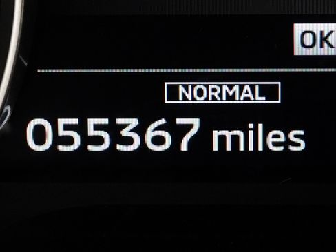 Used 2022 Mitsubishi Outlander ES image 19