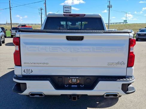 Used 2022 Chevrolet Silverado 1500 High Country w/ High Country Premium Package image 23