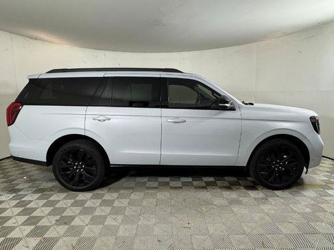Certified 2025 Ford Expedition Platinum w/ Stealth Appearance Package AWD/4WD image 2