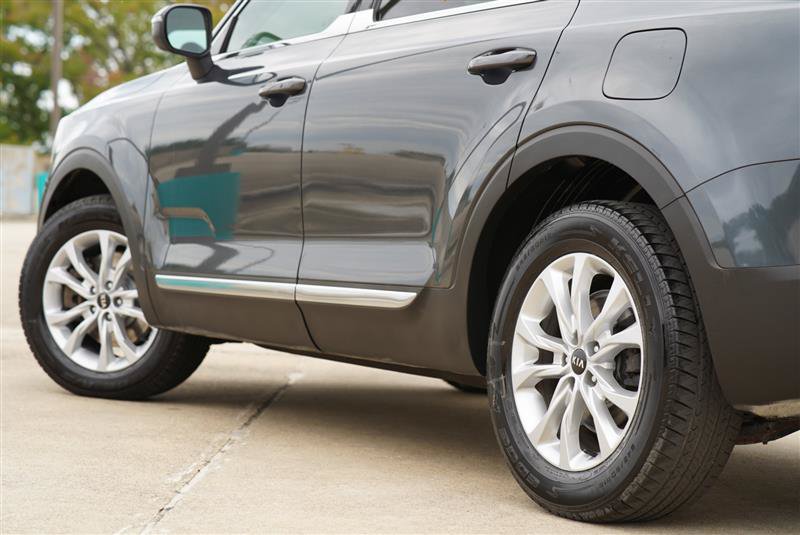 Used 2020 Kia Telluride LX AWD/4WD image 20