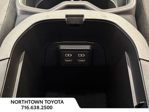 Used 2023 Toyota RAV4 LE image 13