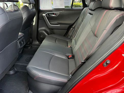 Used 2025 Toyota RAV4 XSE w/ Premium Package AWD/4WD image 33