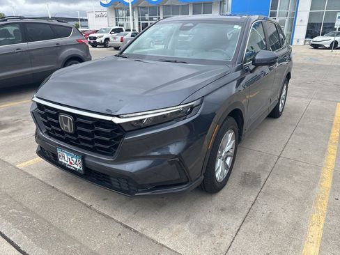 Used 2025 Honda CR-V EX image 2