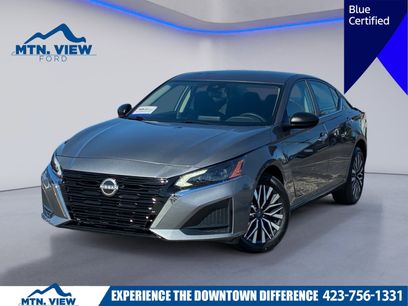 Used 2025 Nissan Altima 2.5 SV
