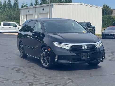 Used 2023 Honda Odyssey Elite image 1