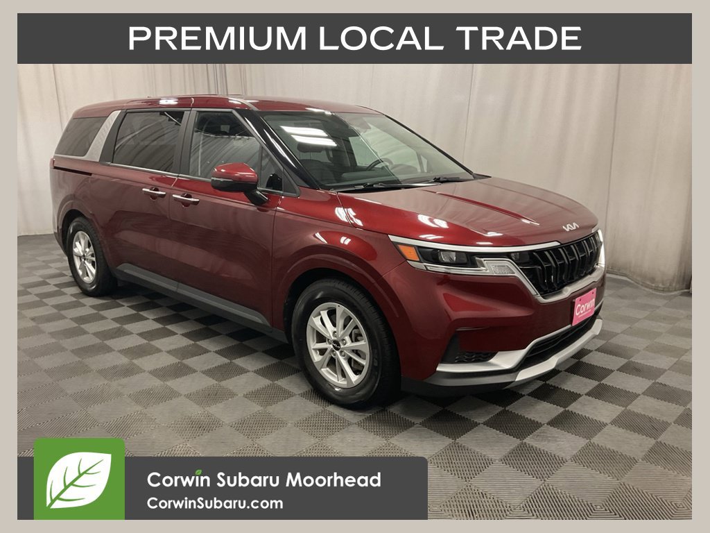 Used 2023 Kia Carnival LX FWD image 1