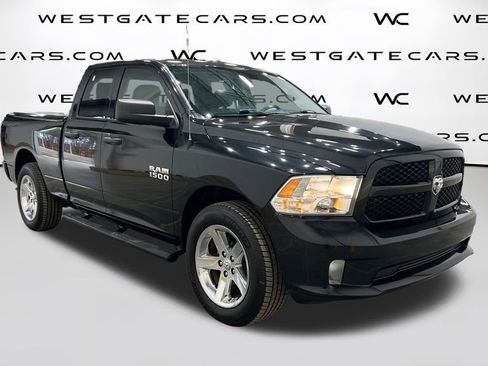 Used 2017 RAM 1500 Express image 36