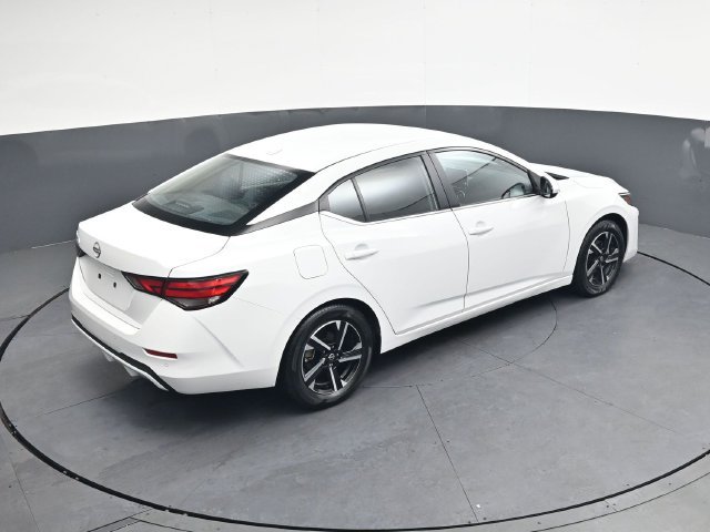 Used 2025 Nissan Sentra SV FWD image 24