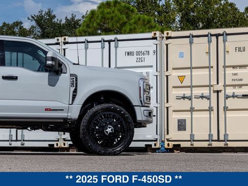 Used 2025 Ford F450 Platinum w/ Platinum Plus Package AWD/4WD image 28