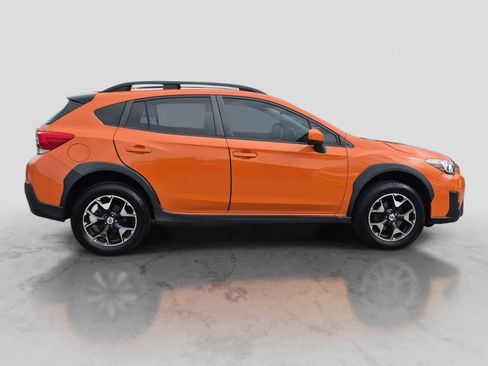 Used 2018 Subaru Crosstrek 2.0i Premium w/ Moonroof Package AWD/4WD image 9