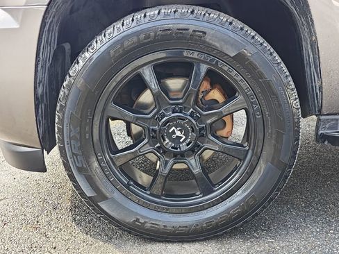 Used 2013 Chevrolet Tahoe LS w/ Convenience Package image 10