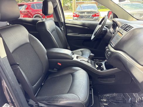 Used 2015 Dodge Journey Crossroad w/ Flexible Seating Group FWD image 22