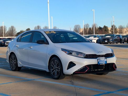 Used 2024 Kia Forte GT-Line image 4