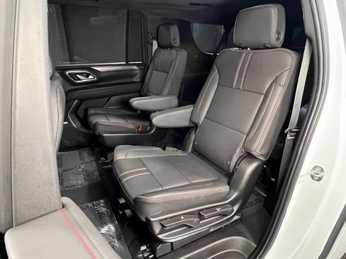 Used 2024 Chevrolet Suburban RST w/ Luxury Package image 13