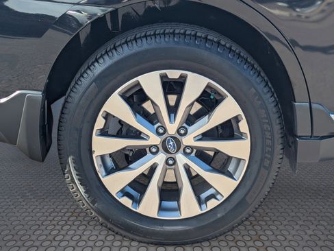 Used 2017 Subaru Outback 2.5i Touring w/ Popular Package #5A image 10