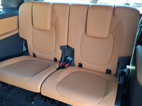 Used 2025 Volkswagen ID. Buzz Pro S RWD image 23