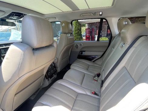 Used 2015 Land Rover Range Rover HSE AWD/4WD image 16