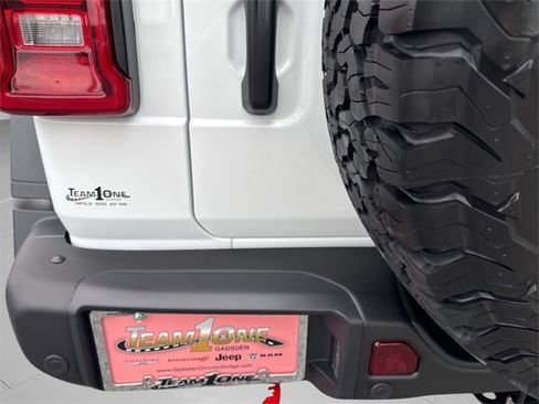 New 2026 Jeep Wrangler Unlimited Rubicon w/ Safety Group image 33