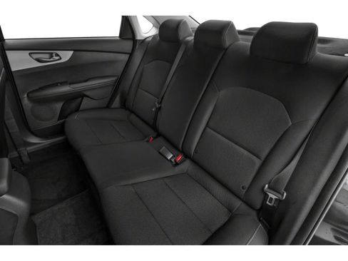 Used 2022 Kia Forte LXS FWD image 8