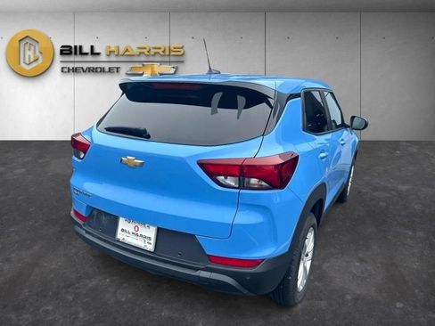 Used 2024 Chevrolet TrailBlazer LS w/ LS Convenience Package AWD/4WD image 9