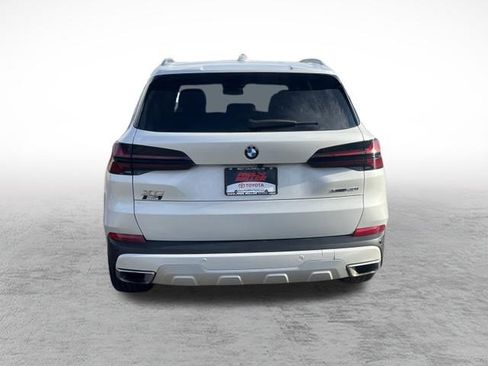 Used 2024 BMW X5 xDrive40i w/ Premium Package image 7